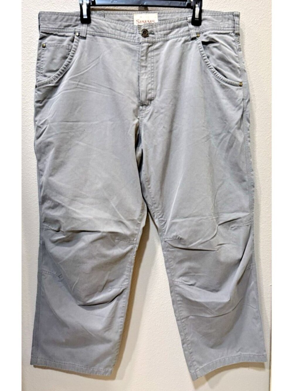 SIMMS Fishing Pants Mens XXL Gray Cotton Blend Straight Leg Relaxed Fit Pockets